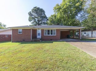 3011 McKellar Cv, Milan, TN 38358