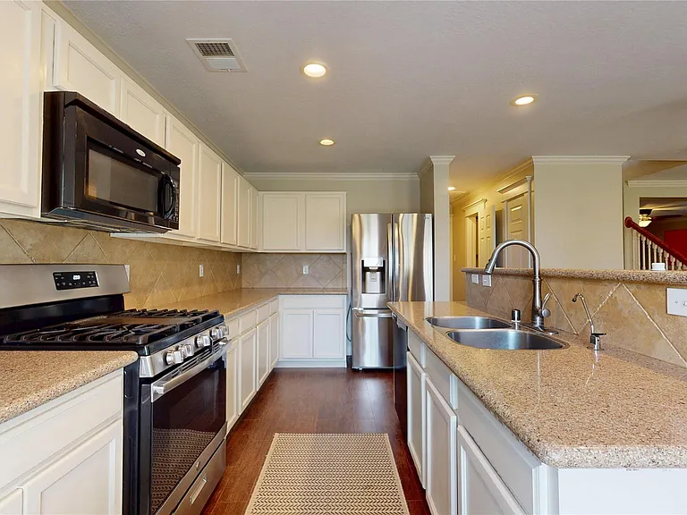 7918 Tupper Bend Ct — Photo 13