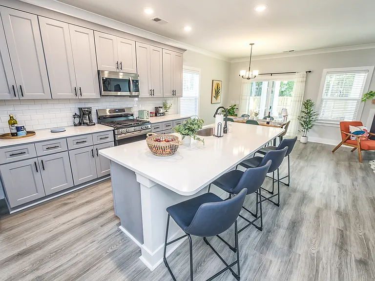 4811 Shelley Dr — Photo 40