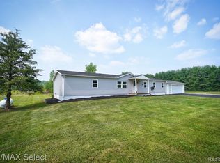 6106 Carpenter Rd, Flushing, MI 48433