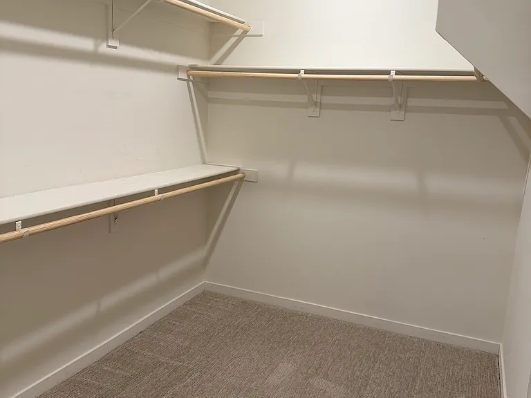 15544 Kings Peak Dr — Photo 25
