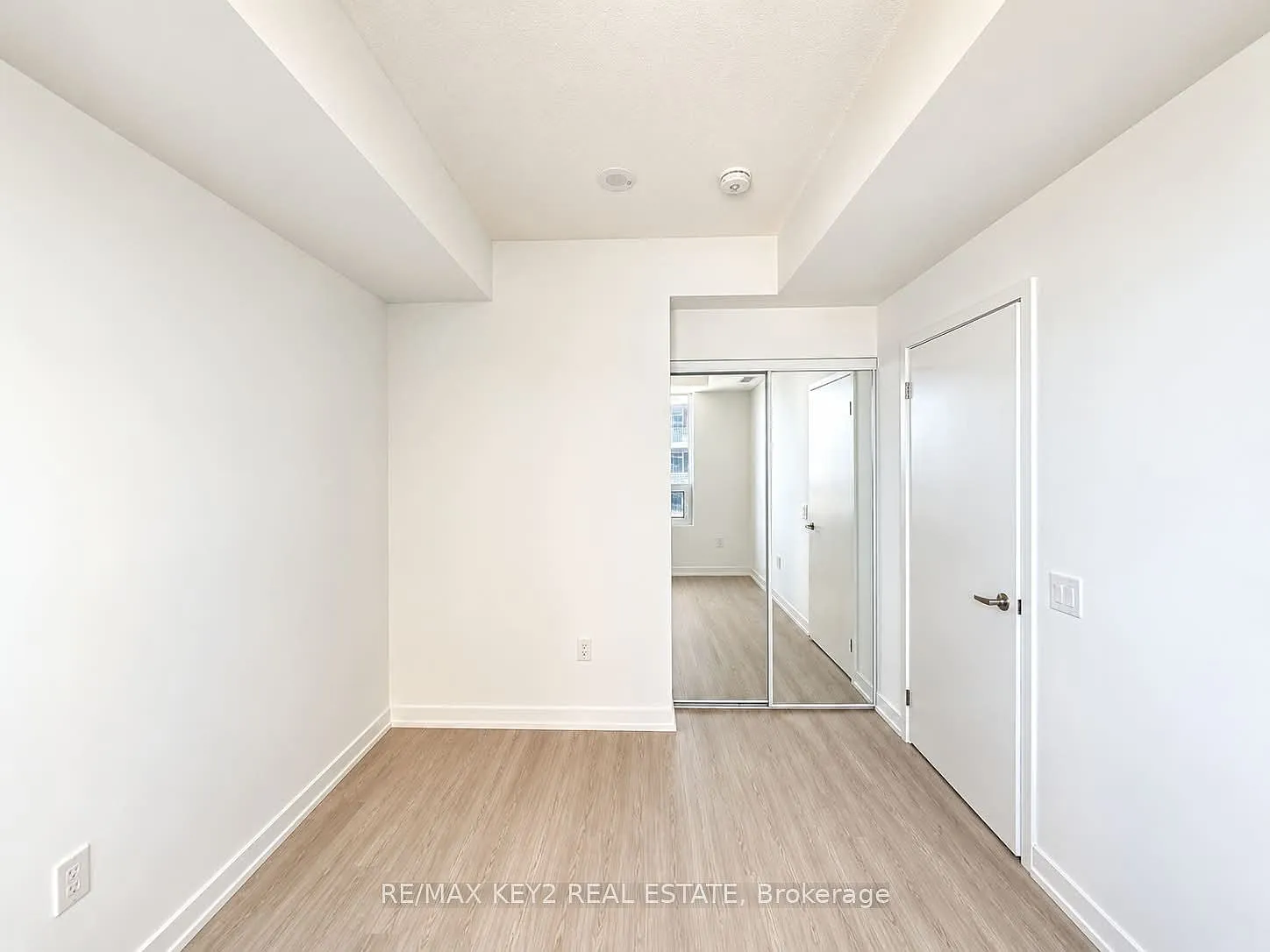 2 bed, $2,195 — Photo 4