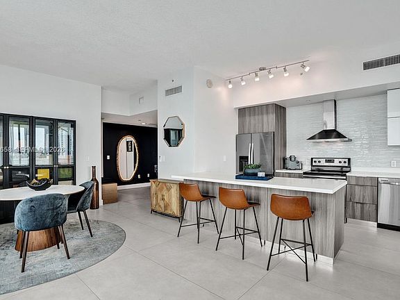2nd image of 350 NE 24th St APT 1406