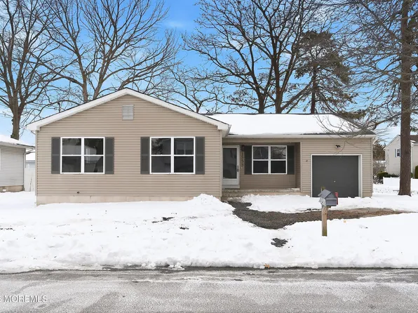 1353 Mermaid Avenue, Beachwood, NJ 08722