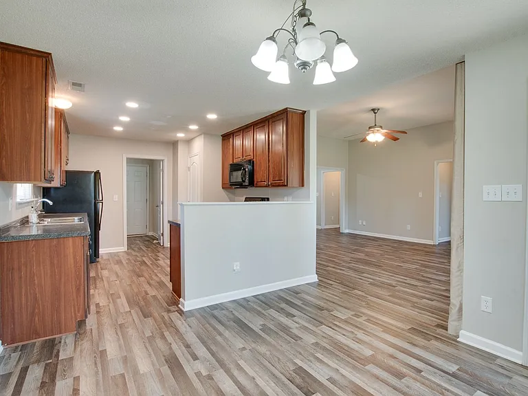4808 Canterwood Dr SE — Photo 10
