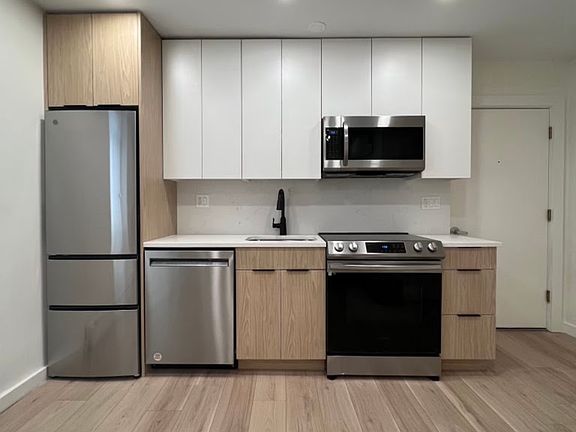 2nd image of 20 Parker Hill Ave #6