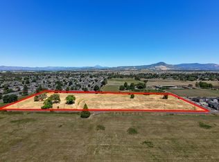4922 Gebhard Rd, Central Pt, OR 97502