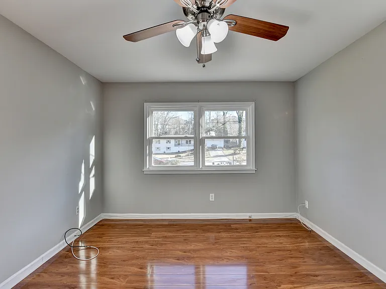 1249 Renee Dr SW #1 — Photo 8