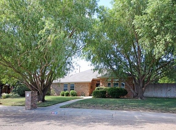 2nd image of 6716 Columbia Ln