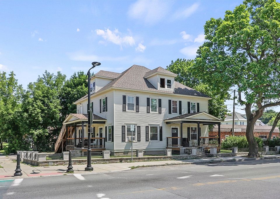 1st image of 271 Tyler St