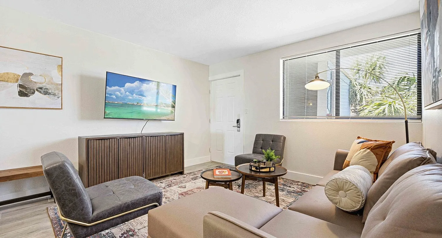 1 bed, 1.0 bath, 7534 sqft, $3,411 — Photo 1