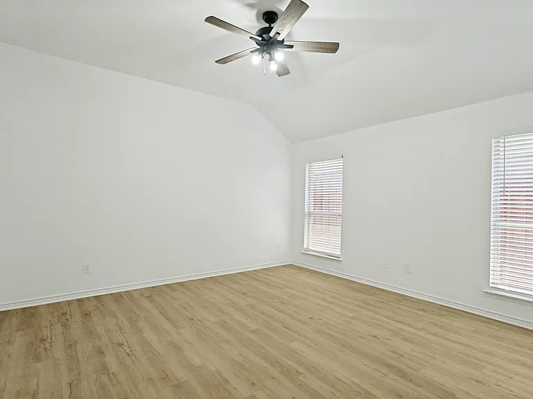 1745 Woodstream Ln — Photo 5