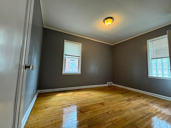5th image of 16242 Bringard Dr
