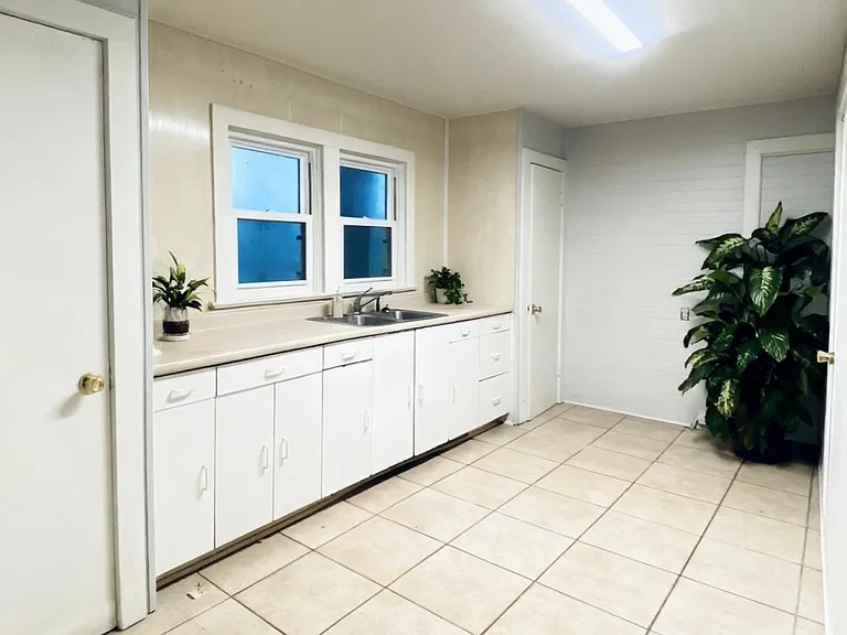 18845 Bayside Dr #1 — Photo 4