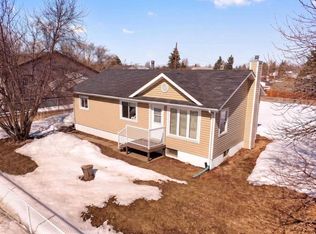 10202 S 101st Ave, Mackenzie County, AB T0H 2H0