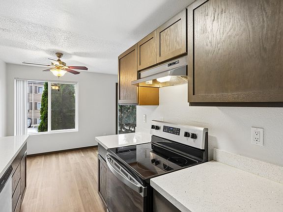 2nd image of 701 75th St SE #925