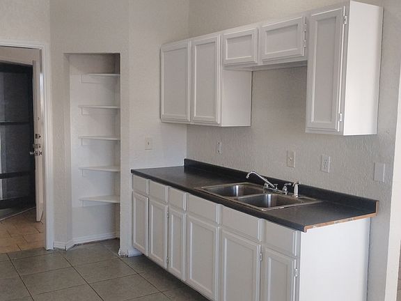 5th image of 6047 Whispering Lake St