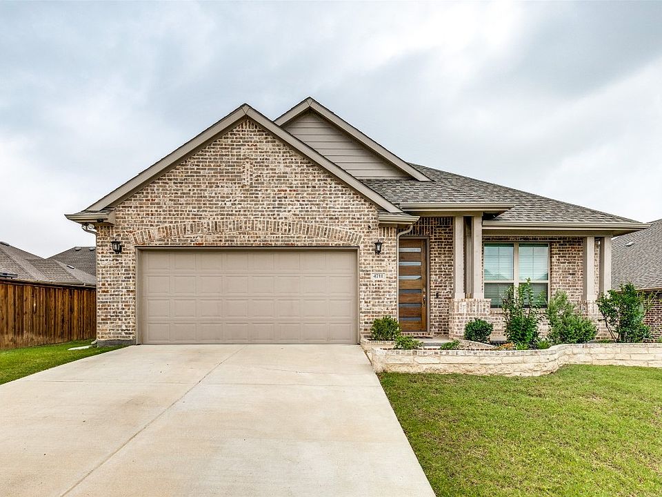 1st image of 4711 Crestwood Dr