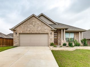 4711 Crestwood Dr, Fort Worth, TX 76137