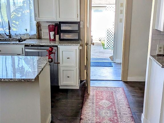5th image of 6101 Tacoma Avenue S