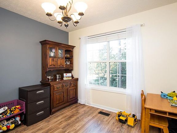 5th image of 5111 Meridian Lake Dr