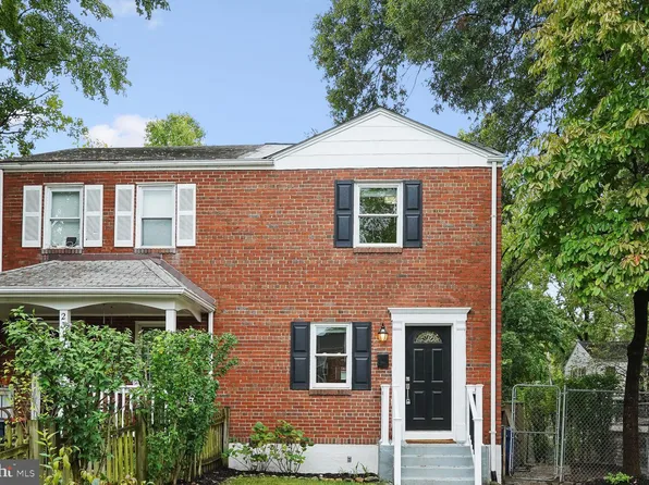 2317 Victory Dr, Alexandria, VA 22303