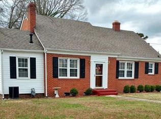 212 N Mesa Dr, Hopewell, VA 23860