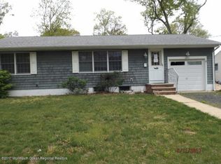 2423 Moore Ave, Point Pleasant Beach, NJ 08742