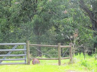 1104A Stanford Lake Rd, Poplarville, MS 39470