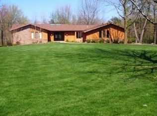 1640 Harris Rd, Penfield, NY 14526