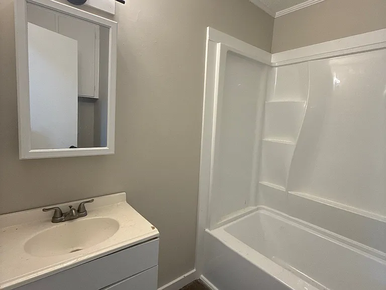 1228 Old Brighton Rd — Photo 16