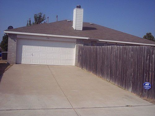 2nd image of 156 Palm Dr