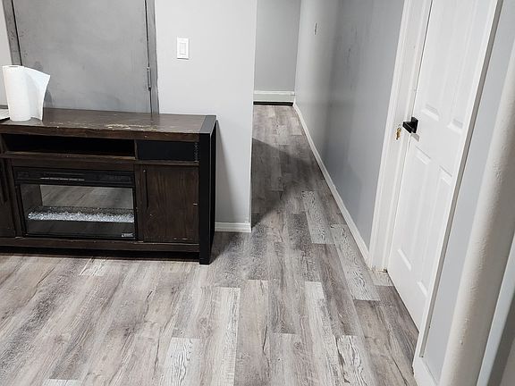 3rd image of 46 Stephenson Blvd Floor 1