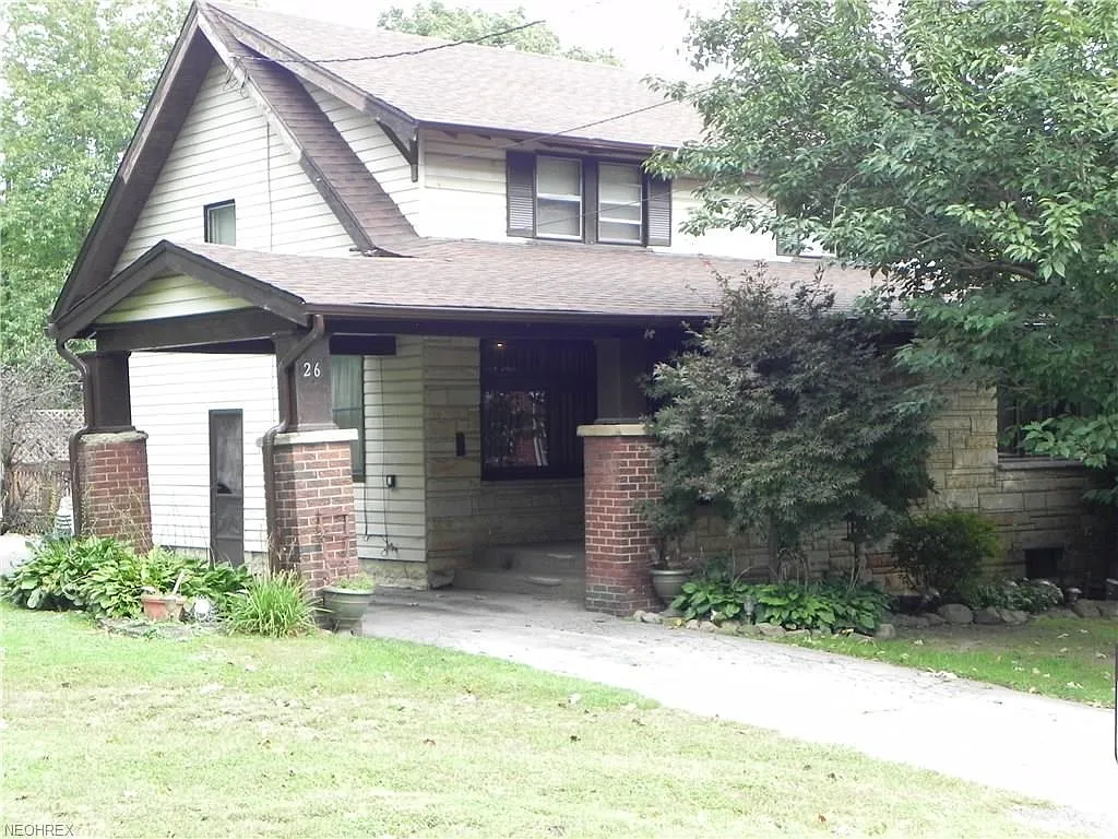 26 Sells Ave photo 1