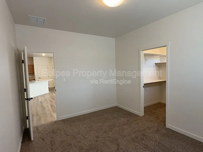 2638 B 1/2 Rd — Photo 24
