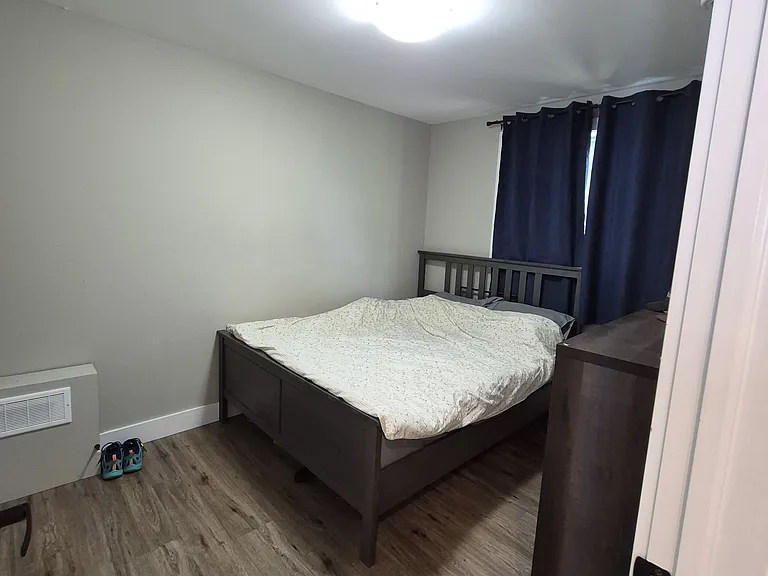212 Little Ave — Photo 7