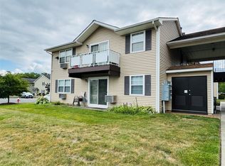 100 Hillside Dr #D6, Middletown, NY 10941