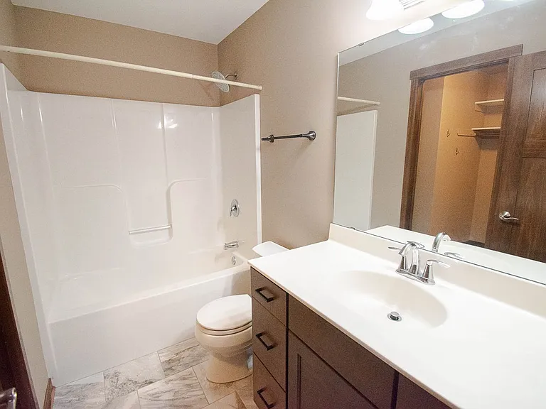 6736 Clarkia Dr NW — Photo 10