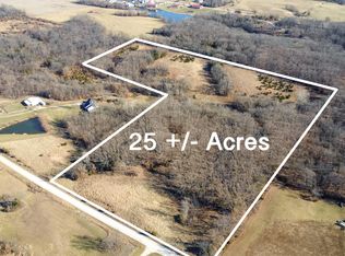 N North Barnes Rd, Centralia, MO 65240