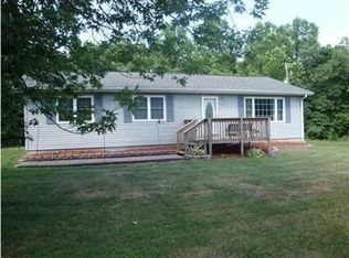 4266 Forest Lake Dr, Boonville, IN 47601