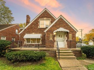 8300 Sirron St, Detroit, MI 48234