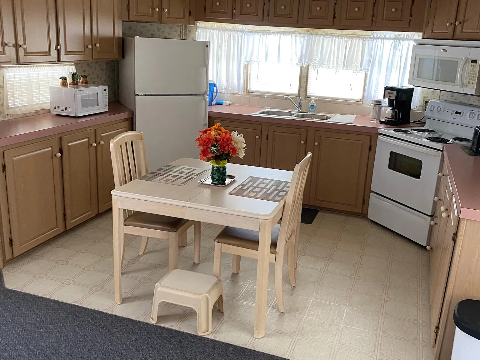 1 bed, 700 sqft, $1,175 — Photo 4