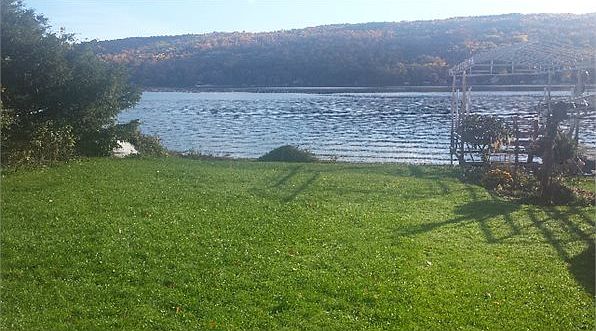 2nd image of 16207A W Lake Rd