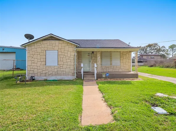 6705 Speaker St, Hitchcock, TX 77563