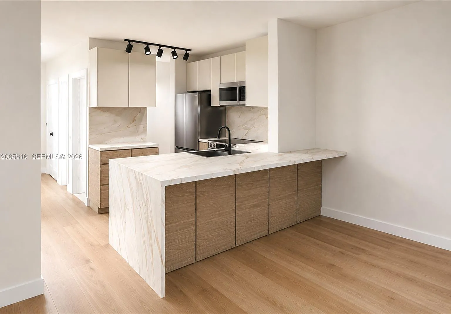 Gables Court — Photo 1