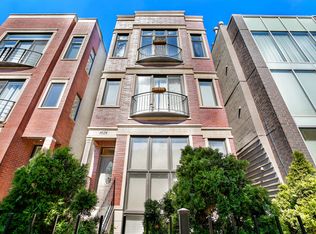 1026 N Hermitage Ave #3, Chicago, IL 60622