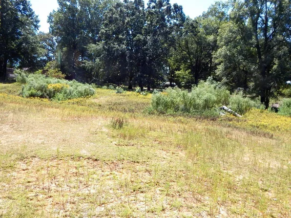 139 Oakdale Rd, Coldwater, MS 38618