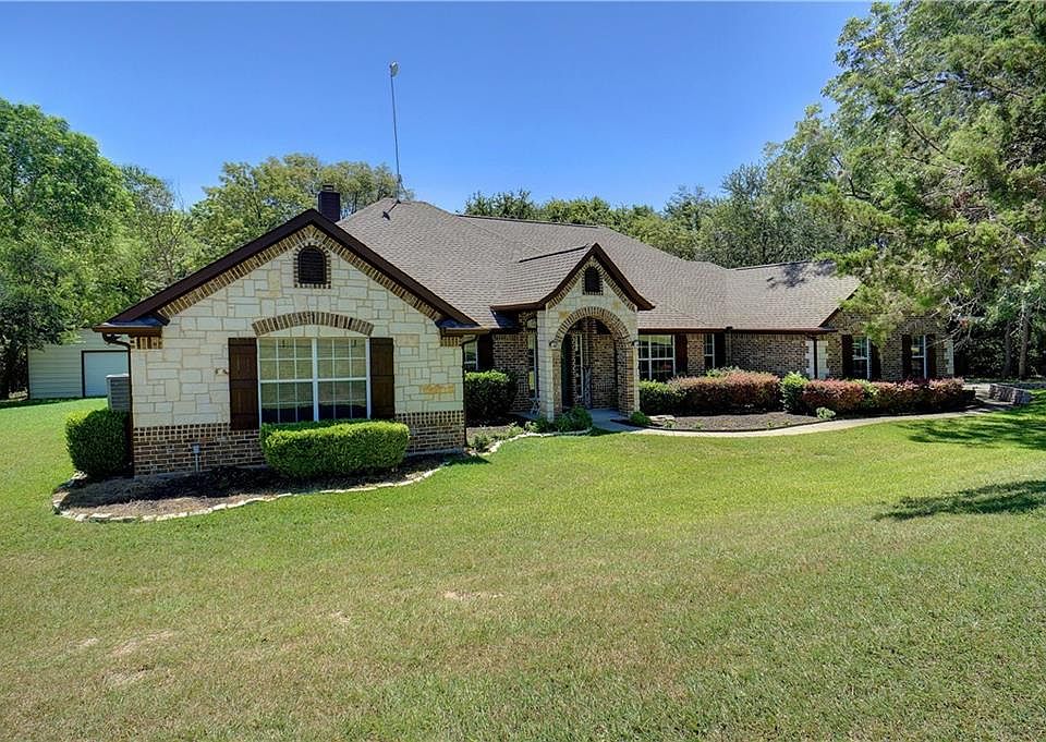1st image of 359 Miramar Cir
