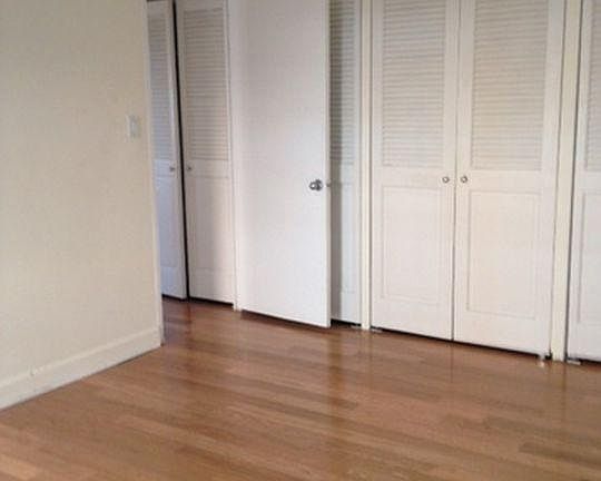 4th image of 4900 N Marine Dr
