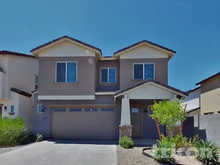 4537 E Granada St — Photo 1